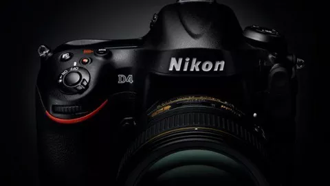 Nikon D4, nuovo aggiornamento firmware 1.02