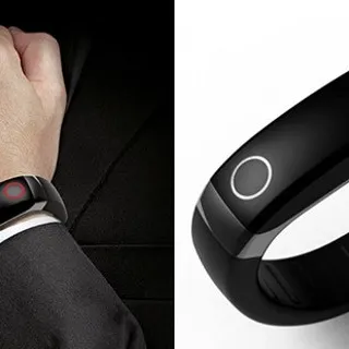 CES 2014: LG svela bracciale e auricolari smart