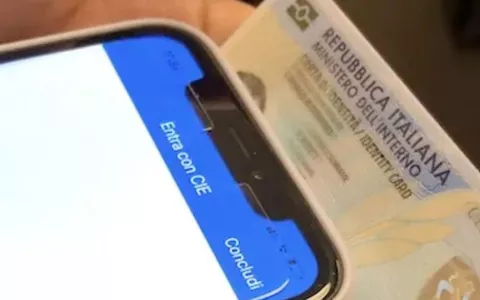 Come avere la carta d'identità (CIE) sul tuo iPhone