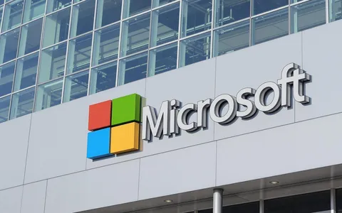 Microsoft avverte: il supporto per Windows 10 terminerà nel 2025