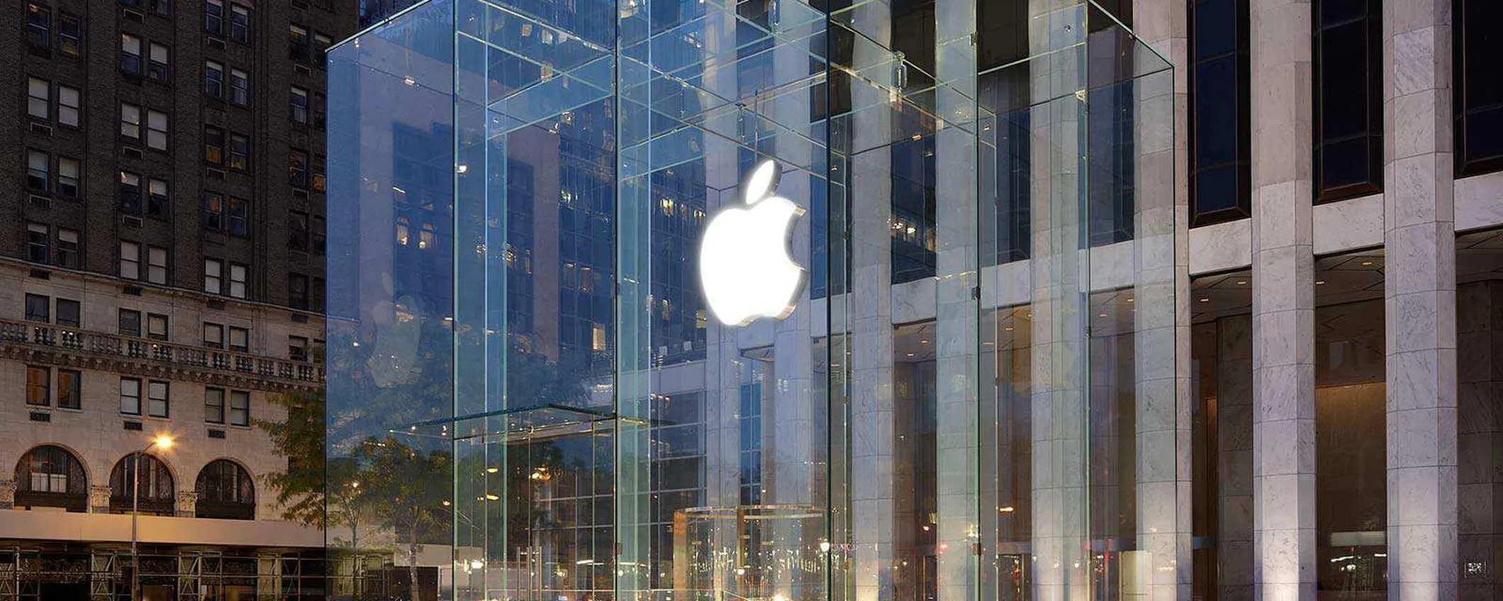 Apple smantellerà l'iconico cubo in vetro dell'Apple Store di New York