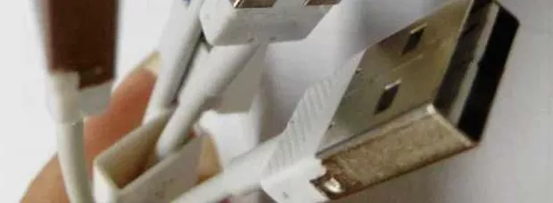 Il Cavo Lightning con USB double-face compare in un video