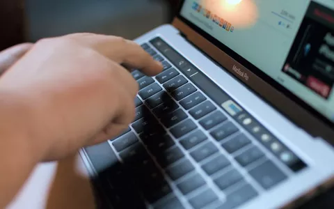 MacBook Pro, aggiornamenti in arrivo (e senza Touch Bar)