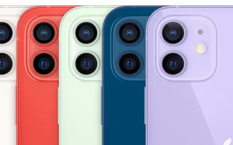 iPhone 16 potrebbe riprendere la disposizione verticale della fotocamera di iPhone 12