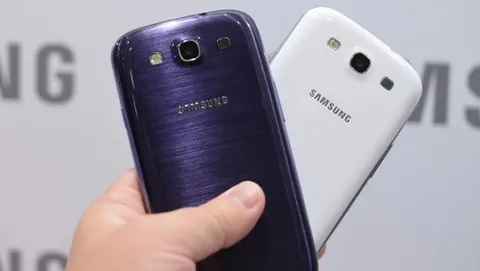 Samsung Galaxy S3 Pebble Blue arriva in Europa