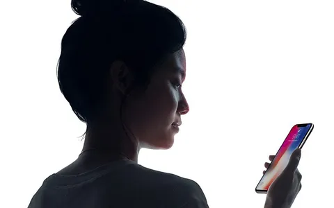 Face ID: Svelati vantaggi e limiti del riconoscimento facciale di iPhone X