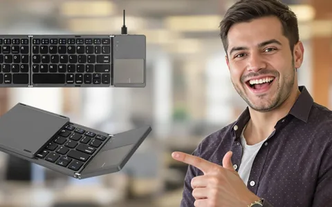 Lavora OVUNQUE con la Tastiera Bluetooth Pieghevole: oggi tua a soli 26€