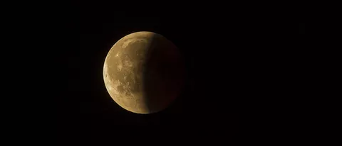 Video e immagini della faccia nascosta della Luna