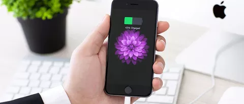Batterie iPhone, si allungano i tempi d'attesa