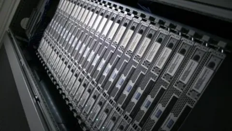 Sale a 2 miliardi di dollari il costo della server farm di Apple