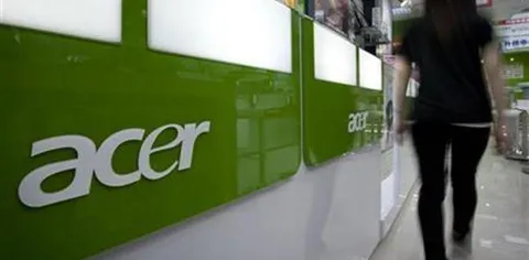Acer ritarda i tablet Windows 8 per Surface