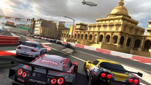 EA aggiornerà presto Real Racing 2 e ME Infiltrator per il nuovo iPad