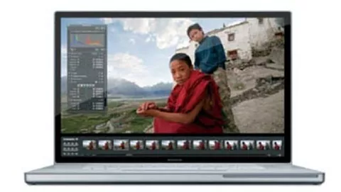 Il nuovo MacBook Pro compare in Germania ma è solo un fake