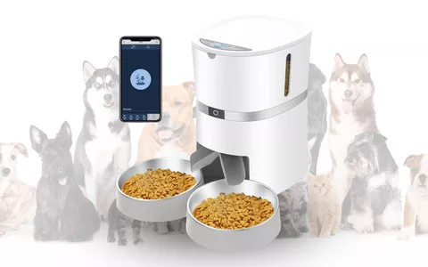Distributore automatico di cibo per cani e gatti: VACANZE SENZA PENSIERI per i tuoi cuccioli