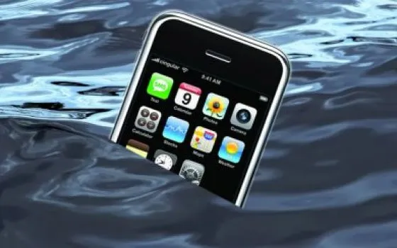 Cosa fare se l'iPhone si fa una nuotata