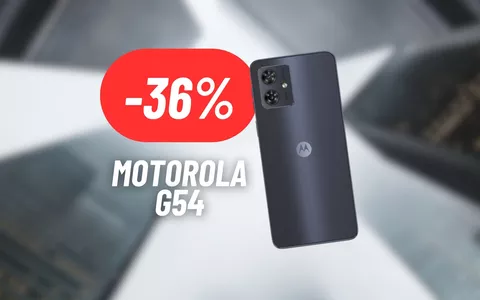 DISINTEGRATO IL COSTO del Motorola G54: prezzo da best buy