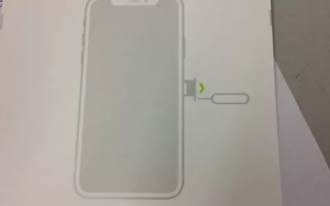 iPhone 8, la presunta confezione allude al design del display