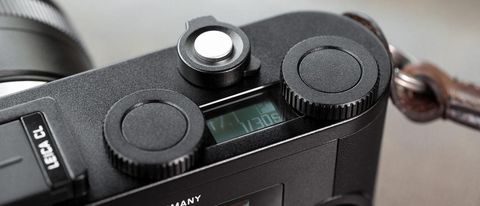 Leica CL, una mirrorless vintage con sensore APS-C