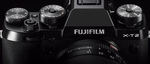 Fujifilm X-T2: mirrorless da 24,3 MP con video 4K