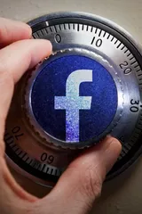 Privacy Facebook: bloccare il tracciamento GPS su iPhone