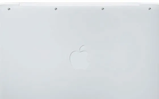 Il nuovo MacBook: una macchina da guerra per studenti