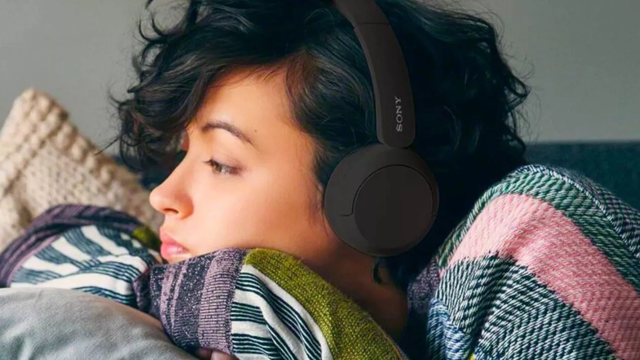 Cuffie Over-Ear Sony a QUASI META' PREZZO: oggi le paghi MENO DI 40 EURO