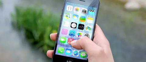 Apple aggiorna iOS 9 e 10 per ragioni di sicurezza