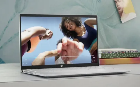 HP Pavilion Plus 14: il PC tuttofare perfetto per lo studio