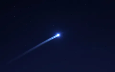 Cometa C2025 A6 Lemmon visibile ad occhio nudo: quando e come osservarla