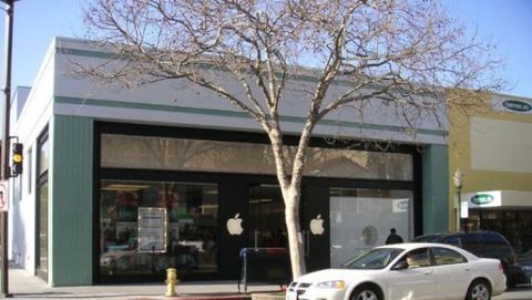 Il nuovo Apple Store di Palo Alto prelude ad iTV