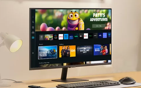 Smart TV e monitor 2-in-1 con Samsung Smart Monitor M5, oggi a -36%