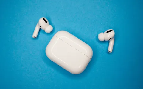 Pulire Airpods: prodotti consigliati e errori da evitare