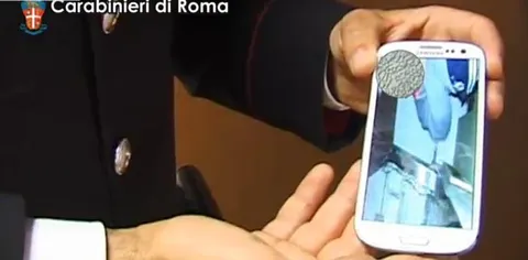 Se mi inviti ti derubo