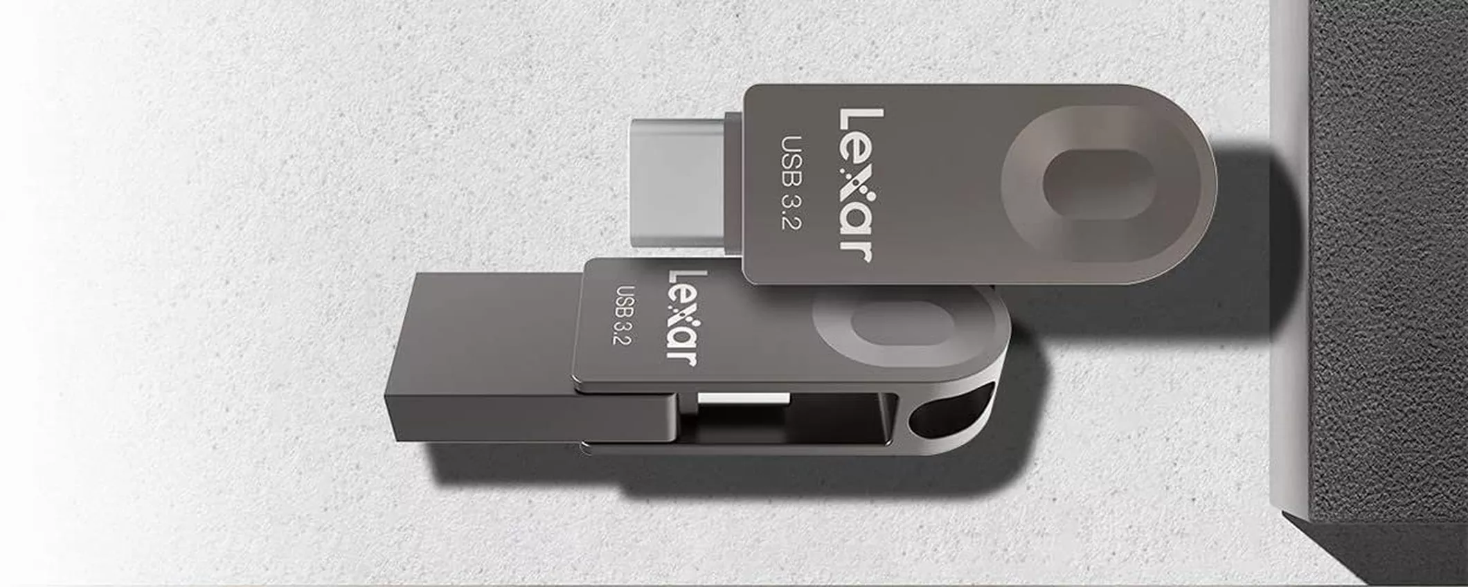Pendrive Lexar in metallo da 64GB, robusta e durevole: oggi a prezzo omaggio su Amazon