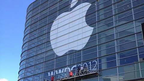 WWDC 2012: logo Apple sul Moscone Center