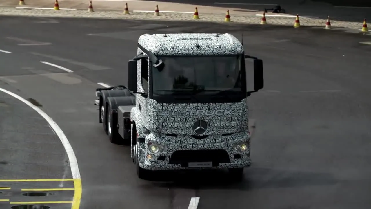 Daimler: il prototipo Mercedes-Benz Urban eTruck