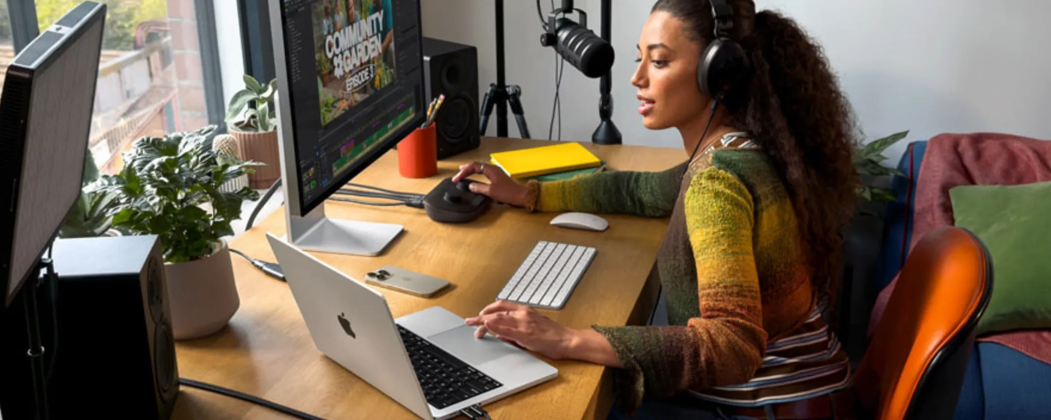 Apple lancia il MacBook Pro 14 con M5: AI più veloce e autonomia estesa