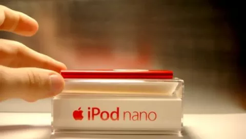 Spacchettando iPod Nano (PRODUCT) RED