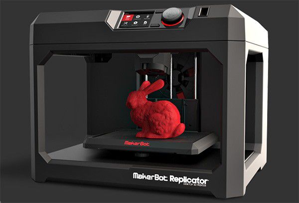 Replicator, una delle stampanti 3D proposte da MakerBot