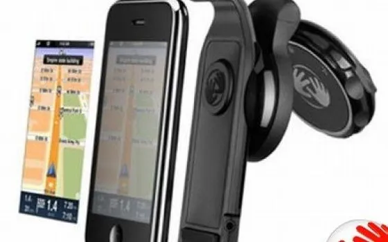 TomTom Kit per iPhone costa circa 135€?