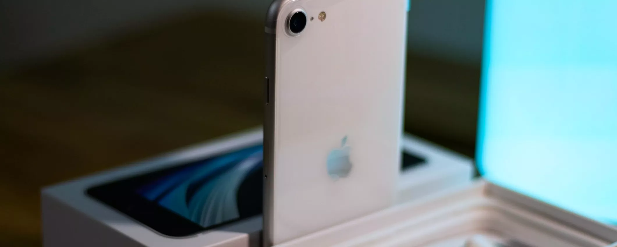 iPhone SE 5G: il budget-phone è tra i più attesi nuovi dispositivi Apple del 2022