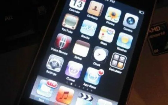 iPod touch con fotocamera: foto o fake?