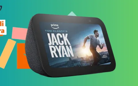 Casa ancora più smart con Echo Show 8 scontatissimo al -36% su Amazon