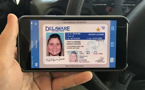 Patente di Guida su iPhone: parte la sperimentazione negli USA