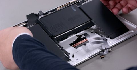 MacBook Air Retina: batteria sostituibile (a differenza di MacBook e MacBook Pro)