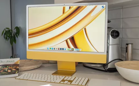 iMac 24” con chip M3 ancora più POTENTE e versatile: 300€ di sconto su Amazon