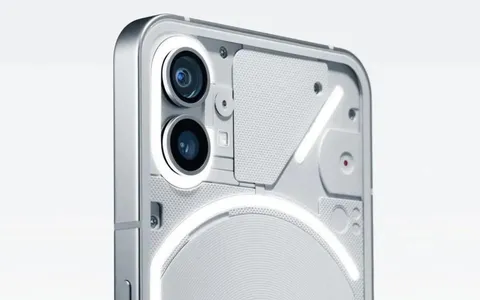 Nothing Phone (1) si aggiorna: ecco tutte le novità della NothingOS 2.6