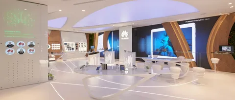 Huawei apre a Milano il primo Experience Store