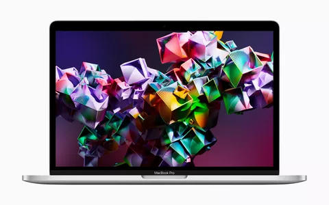 MacBook Pro M2 a soli 1300€: CROLLA il prezzo dopo il lancio dei nuovi M3