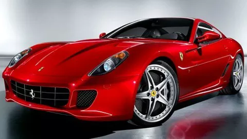 Ferrari spopola su Facebook, Twitter e Google+
